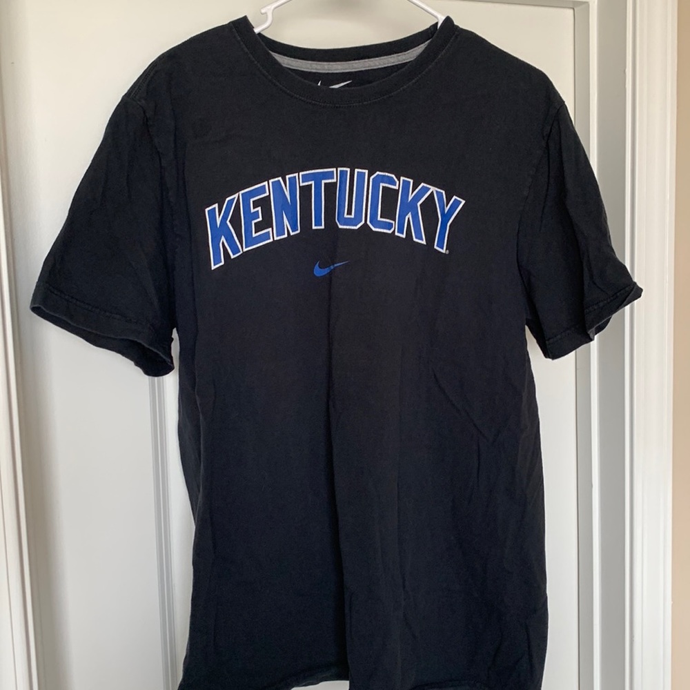 Standard Fit, Nike Kentucky Wildcats Tee